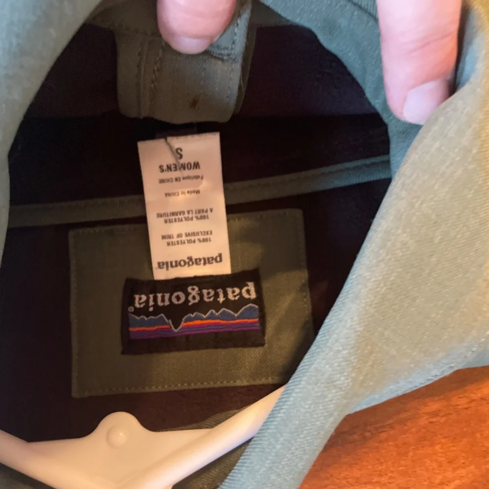 Jacket - Picture 2 of 2